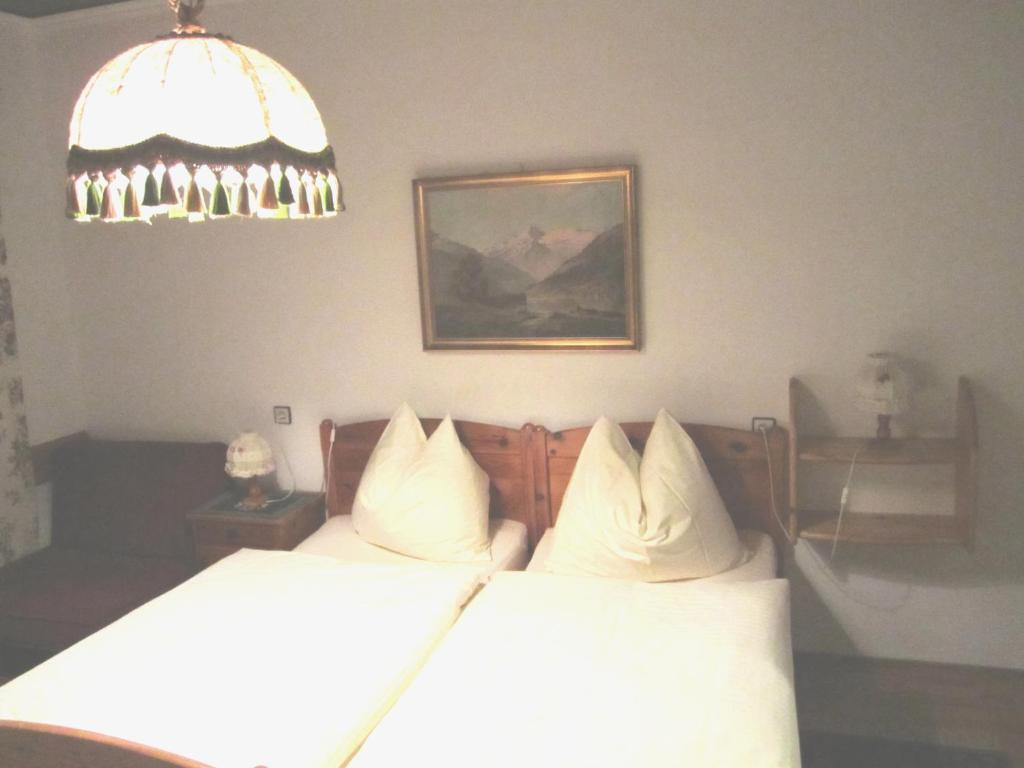 Hotel Lintner Lofer Rum bild